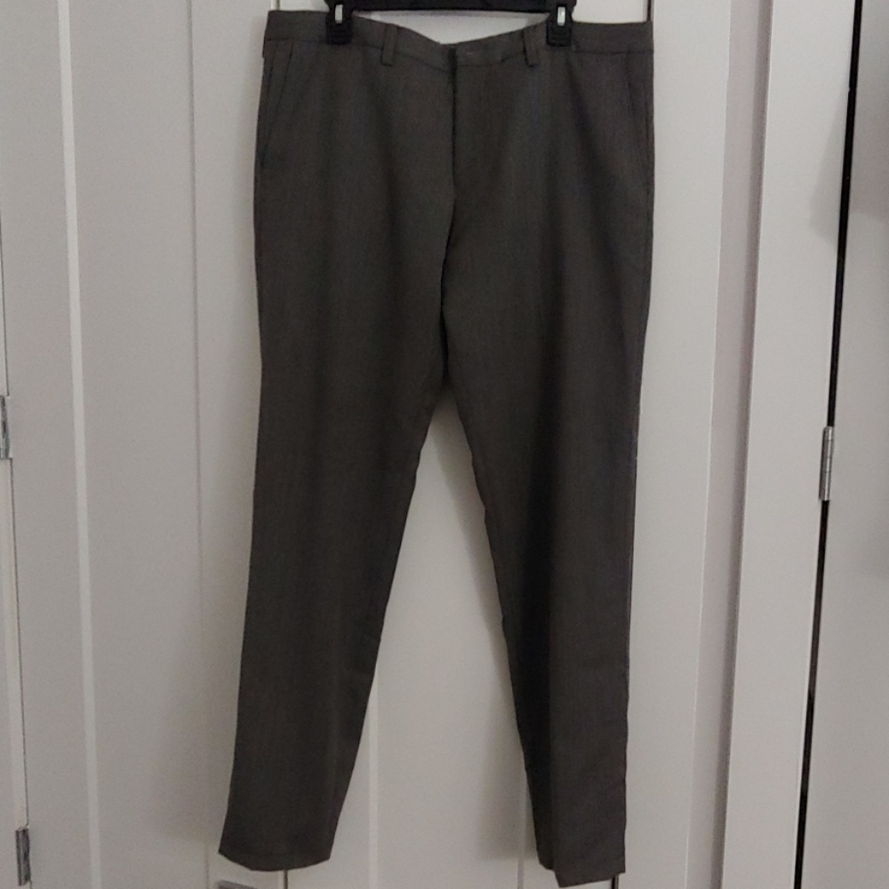HUGO BOSS gray 100% wool slim fit pants size 36R
